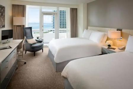 Fontainebleau Miami Beach - 43