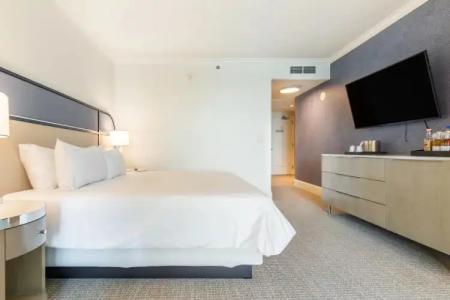 Fontainebleau Miami Beach - 3