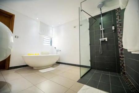 Toparadis Guest House - 95