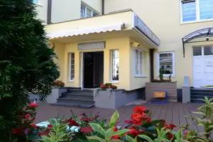 Hotel «Alibi Sabac», Chabats