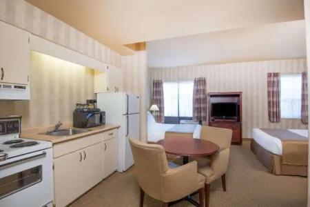 Ramada by Wyndham St. John's - 60