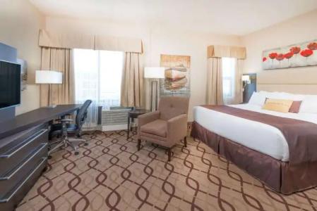 Ramada by Wyndham St. John's - 3