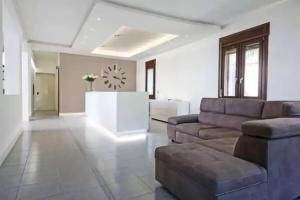Roe Volciano - Hotels