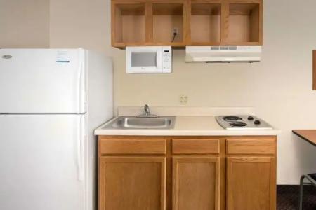 WoodSpring Suites Macon North - 8