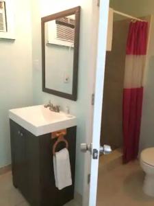 Seafarer Key Largo Resort and Beach - 3