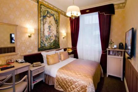 Imperial & Restaurant - 31