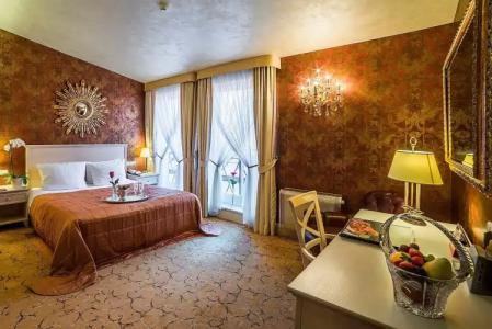 Imperial & Restaurant - 53