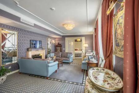 Imperial & Restaurant - 49