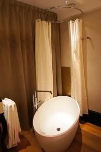 de Fleurie - Saint-Germain-Des-Pres - 42