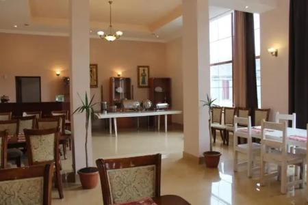 Diligence & Restaurant - 30