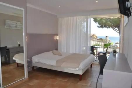 Lhtel de la plage - 56