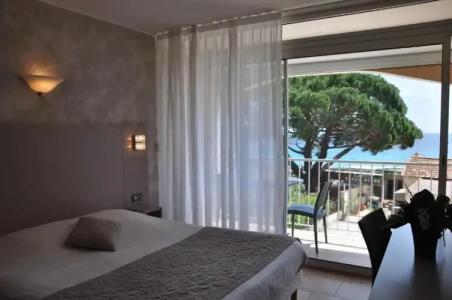 Lhtel de la plage - 83