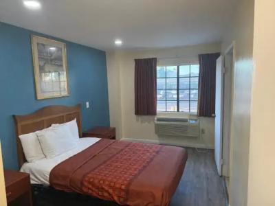 Anaheim National Inn - 1