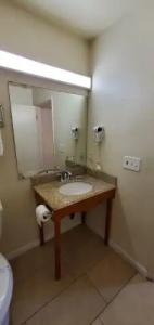 Anaheim National Inn - 115