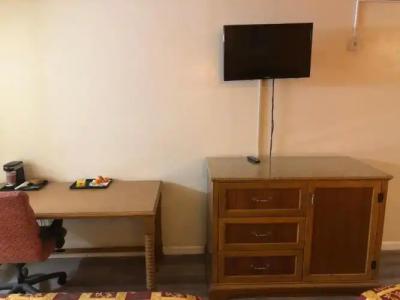 Anaheim National Inn - 77