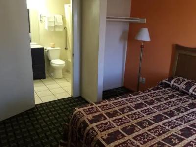 Anaheim National Inn - 122