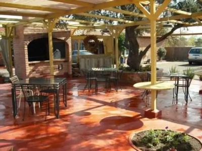 La Siesta Motel - 11