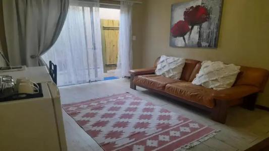 Uzuri Guesthouse CC - 40