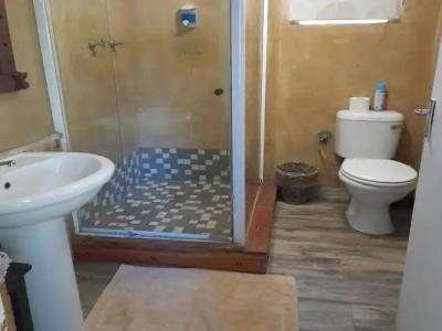 Uzuri Guesthouse CC - 32