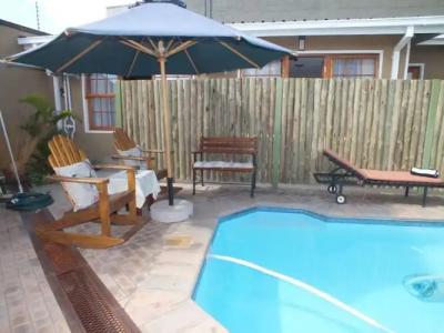 Uzuri Guesthouse CC - 6