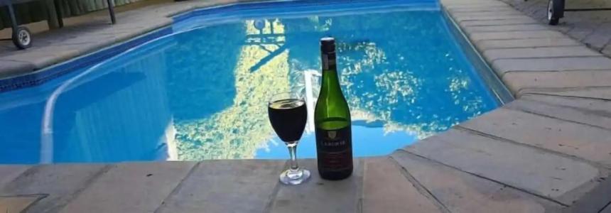 Uzuri Guesthouse CC - 7