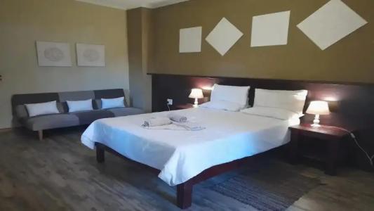 Uzuri Guesthouse CC - 20