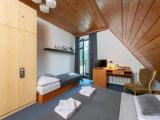 Standard Triple room with balcony