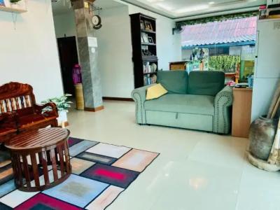 Grand House - 1