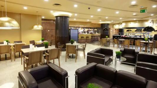 Suites Plaza & Wellness Andorra - 39