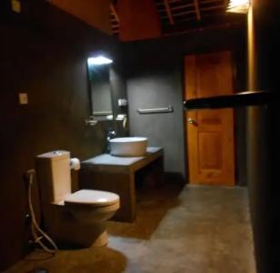 Ocean Ripples Resort - 15