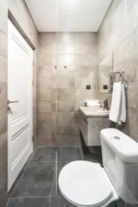 Estetico Boutique - 7