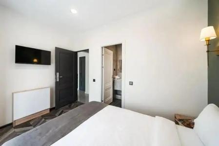 Estetico Boutique - 6