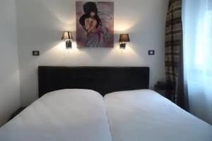 Prince Monceau, Paris