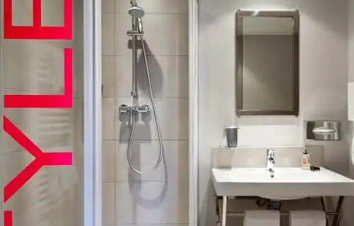 ibis Styles Antibes Juan Les Pins - 15