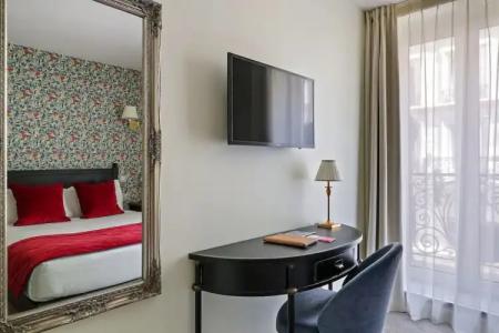 Hôtel de Sèvres - 42