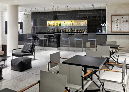 H10 Art Gallery - 26