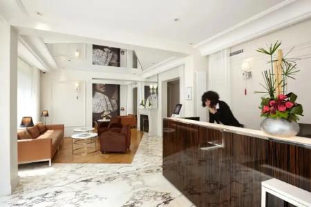 Hôtel Tourisme Avenue - 22