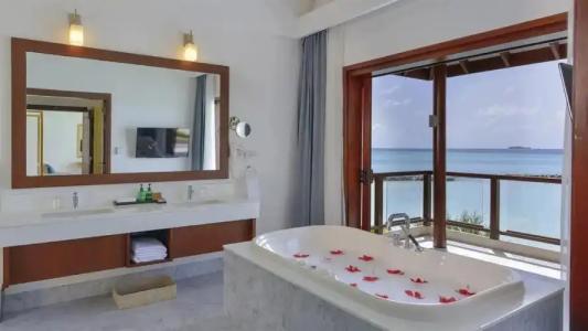 Summer Island Maldives Resort - 57