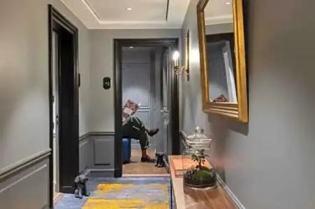 Victoria Palace - 74