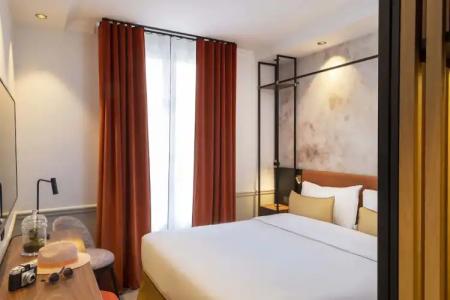 Victoria Palace - 108