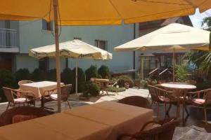 Hotel Darling, Bankya