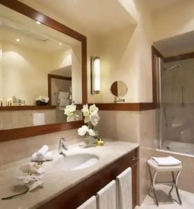 Starhotels Terminus - 17