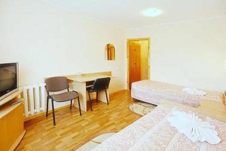 Профсоюзная - 15