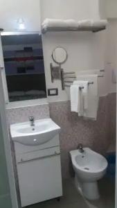 La Terrazza Sul Centro - 8