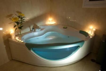 Crystal Blue + Suites - 58