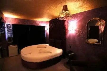 Crystal Blue + Suites - 41