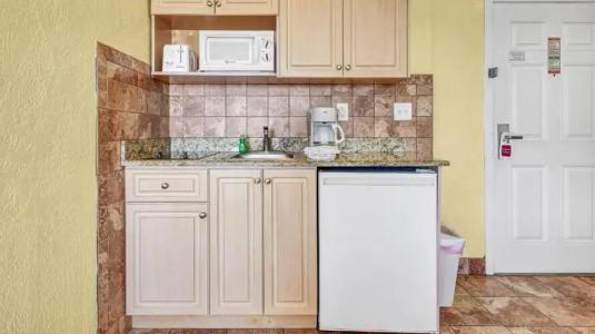 Page Terrace Motel - 30