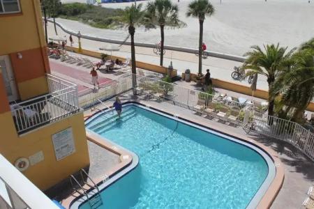 Page Terrace Motel - 12