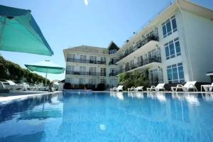 Вилла Кристина, Zaozernoe