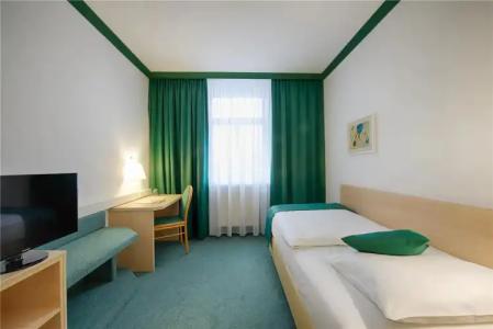 Kaiserin Augusta - 17